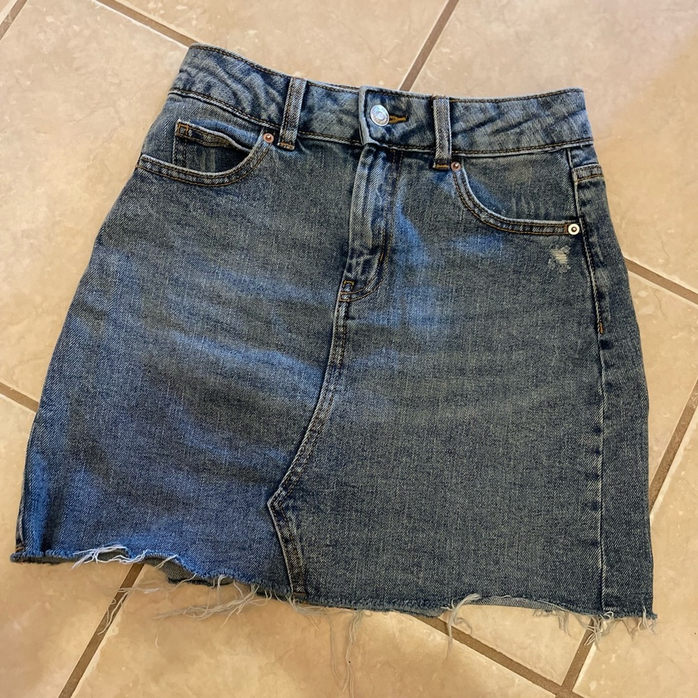 Wild Fable mini skirt - Picture 2 of 3